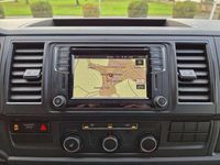 Gebraucht VW Transporter 102 PS (75 kW) 2018 Candyweiß Van