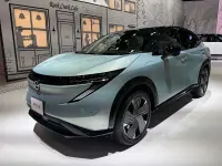 Neu Nissan Ariya Evolve 177 kW (242 PS) 2026 Ceramic grey SUV