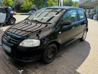 Gebraucht VW Fox 54 PS (39 kW) 2009 Schwarz Kleinwagen