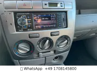 Używany Mazda 2 Comfort 75 KM (55 kW) 2004 Czerwony Hatchback
