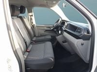 Gebraucht VW Caravelle 110 PS (80 kW) 2021 Weiß Van / Kleinbus