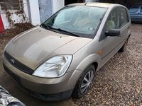 Gebraucht Ford Fiesta Ambiente 69 PS (50 kW) 2002 Gold Kleinwagen