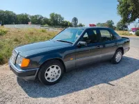 Gebraucht Mercedes 200 118 PS (86 kW) 1991 Grau Limousine