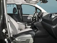 Gebraucht Mercedes T180 131 PS (96 kW) 2026 Schwarz Van / Kleinbus