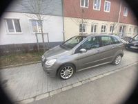 Gebraucht Mercedes B170 116 PS (85 kW) 2005 Grau Van / Kleinbus