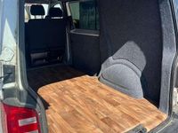 Gebraucht VW Transporter 150 PS (110 kW) 2018 Weiß Van