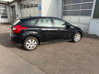 Gebraucht Ford Focus Trend 101 PS (74 kW) 2013 Schwarz Limousine