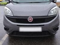 Gebraucht Fiat Doblò 90 PS (66 kW) 2015 Grau Van / Kleinbus