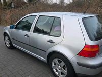 Gebraucht VW Golf IV Basis 75 PS (55 kW) 2001 Silber Kleinwagen