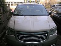 Gebraucht Chrysler Town & Country 287 PS (211 kW) 2015 Gold Van / Kleinbus