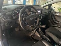gebraucht Ford Fiesta Aut TITANIUM