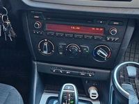 Gebraucht BMW X1 143 PS (105 kW) 2015 Weiß SUV