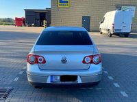 Gebraucht VW Passat 160 PS (117 kW) 2008 Silber Limousine