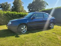 Gebraucht VW Golf Cabriolet 115 PS (84 kW) 2002 Blau Cabrio
