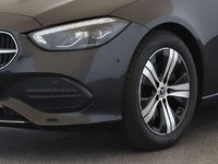 Gebraucht Mercedes C200 Avantgarde 204 PS (150 kW) 2021 Grau Limousine