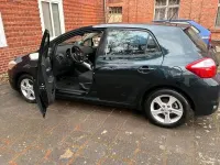 Gebraucht Toyota Auris 132 PS (97 kW) 2012 Schwarz Limousine