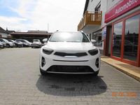 Neu Kia Stonic Vision 79 PS (58 kW) 2026 Schneeweiss SUV