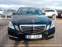 Gebraucht Mercedes E200 Avantgarde 136 PS (100 kW) 2011 Schwarz Limousine