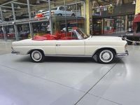 Gebraucht Mercedes 220 120 PS (88 kW) 1963 Weiß Cabrio
