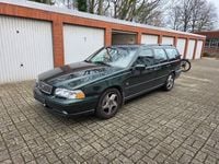 Gebraucht Volvo V70 140 PS (102 kW) 2000 Grün Kombi