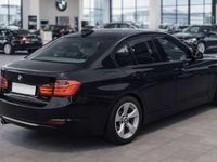 Gebraucht BMW 316 163 PS (119 kW) 2012 Schwarz Limousine