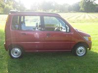 Gebraucht Daihatsu Move 56 PS (41 kW) 1998 Rot metallic Van / Kleinbus
