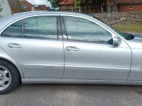 Gebraucht Mercedes E220 Classic 150 PS (110 kW) 2005 Silber Limousine