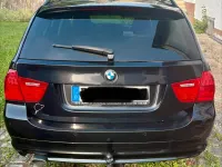 Gebraucht BMW 320 177 PS (130 kW) 2009 Schwarz Kombi