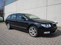 Gebraucht Skoda Superb 170 PS (125 kW) 2010 Schwarzmagic perleffekt Kombi