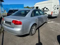 Gebraucht Audi A4 131 PS (96 kW) 2006 Grau Limousine