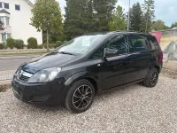 Gebraucht Opel Zafira 115 PS (84 kW) 2013 Schwarz Van / Kleinbus