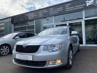 Gebraucht Skoda Superb Ambition 125 PS (91 kW) 2011 Silber Kombi