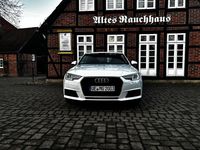 Gebraucht Audi A4 Design 190 PS (139 kW) 2016 Weiß Limousine