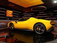 Gebraucht Ferrari 296 829 PS (609 kW) 2023 Gelb Cabrio