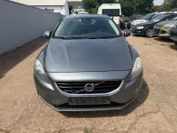 Gebraucht Volvo V40 Momentum 114 PS (83 kW) 2014 Grau Limousine