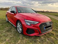 Gebraucht Audi A3 S-Line 200 PS (147 kW) 2022 Rot Limousine