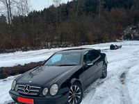 Gebraucht Mercedes CLK230 Avantgarde 197 PS (144 kW) 2001 Schwarz Coupé