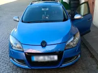 Gebraucht Renault Mégane GrandTour 179 PS (131 kW) 2011 Blau Kombi