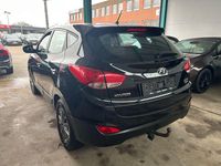 Gebraucht Hyundai ix35 Classic 116 PS (85 kW) 2015 Schwarz SUV