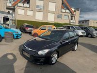 Gebraucht Hyundai i30 Classic 109 PS (80 kW) 2011 Schwarz Kombi