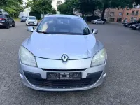 Gebraucht Renault Mégane Expression 106 PS (77 kW) 2012 Silber Limousine