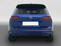 Usata VW Tiguan Style 320 CV (235 kW) 2024 Blu SUV