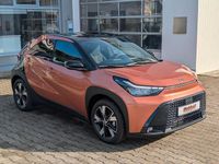 Neu Toyota Aygo X 116 PS (85 kW) 2026 Rot SUV