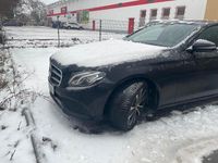 Gebraucht Mercedes E200 197 PS (144 kW) 2020 Schwarz Limousine
