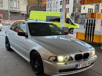Gebraucht BMW 530 193 PS (141 kW) 2003 Silber Limousine