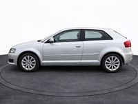 Gebraucht Audi A3 Attraction 102 PS (75 kW) 2010 Silber Kleinwagen