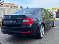 Gebraucht Skoda Octavia Elegance 179 PS (131 kW) 2013 Schwarz Limousine