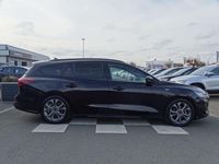 Gebraucht Ford Focus ST-Line 125 PS (91 kW) 2024 Schwarz obsidianschwarz metallic (metallic) Kombi