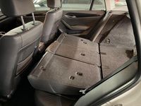 Gebraucht BMW X1 143 PS (105 kW) 2011 Weiß SUV