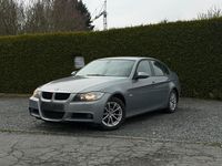 Gebraucht BMW 318 143 PS (105 kW) 2008 Grau Limousine